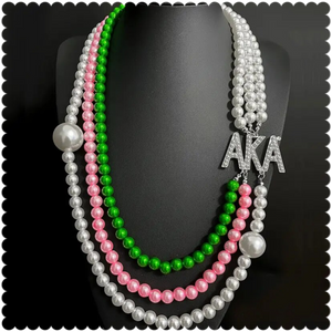 The “AKA ⚪️ Pearl Pink & Green” Necklace